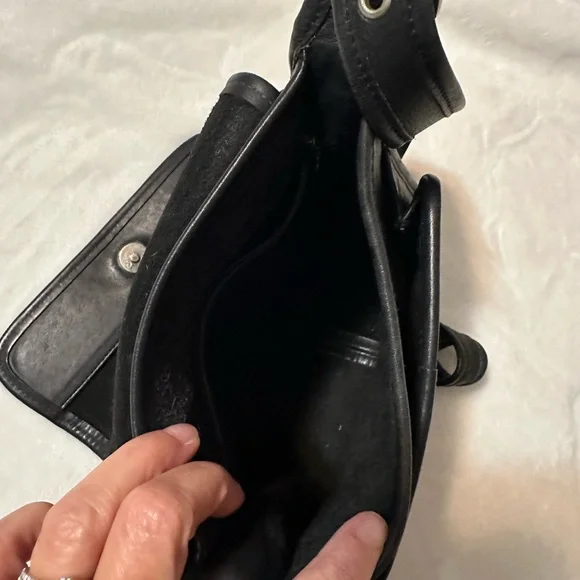 Vintage Coach Leather Crossbody/Purse - Picture 7 of 13